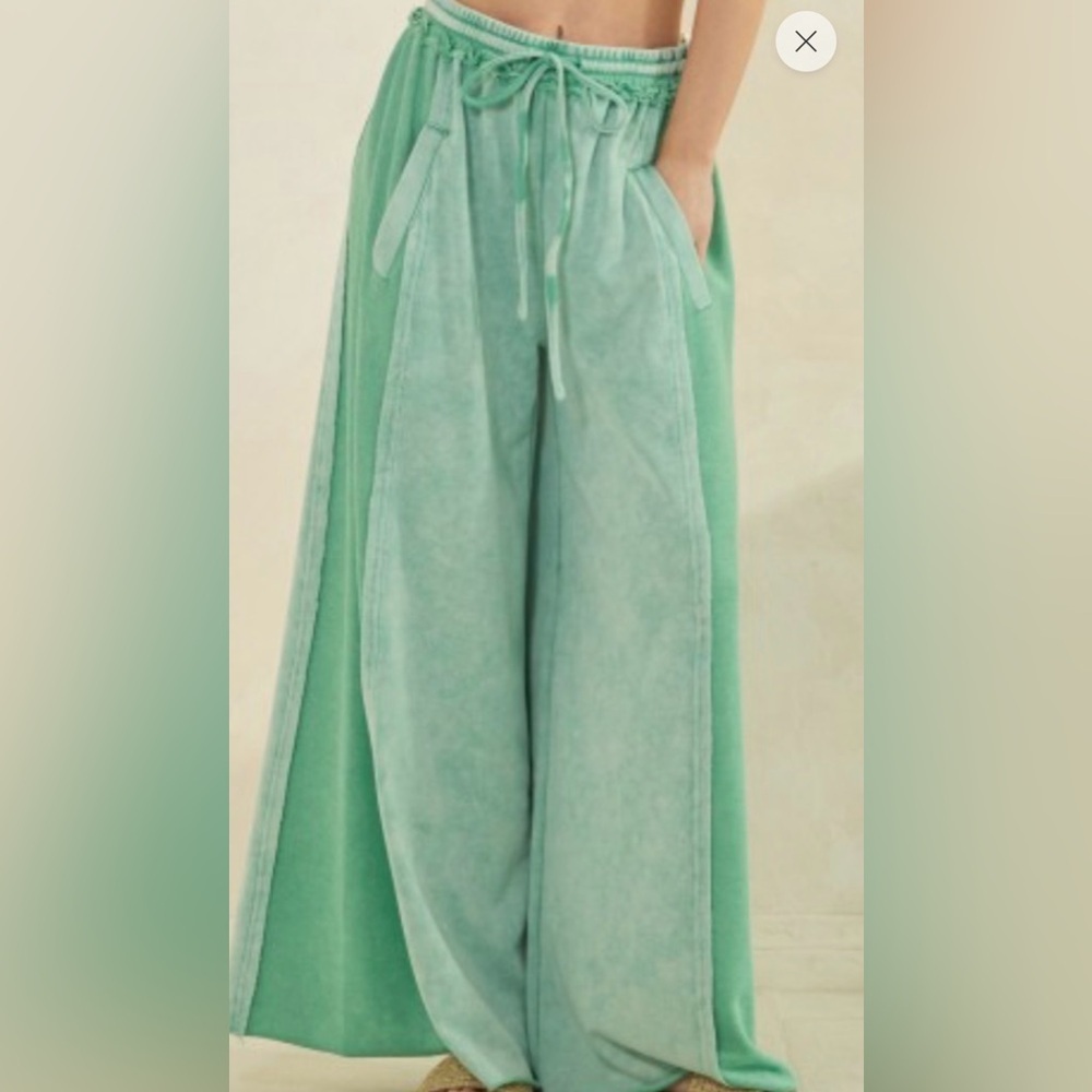 Sage & Fig Meadow Mist Palazzo Pants.